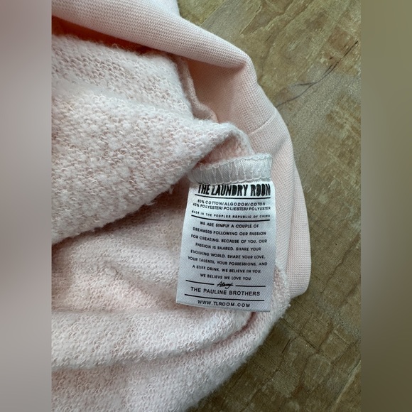 The Laundry Room The American Dream pink crewneck sweater long sleeve - Picture 7 of 8